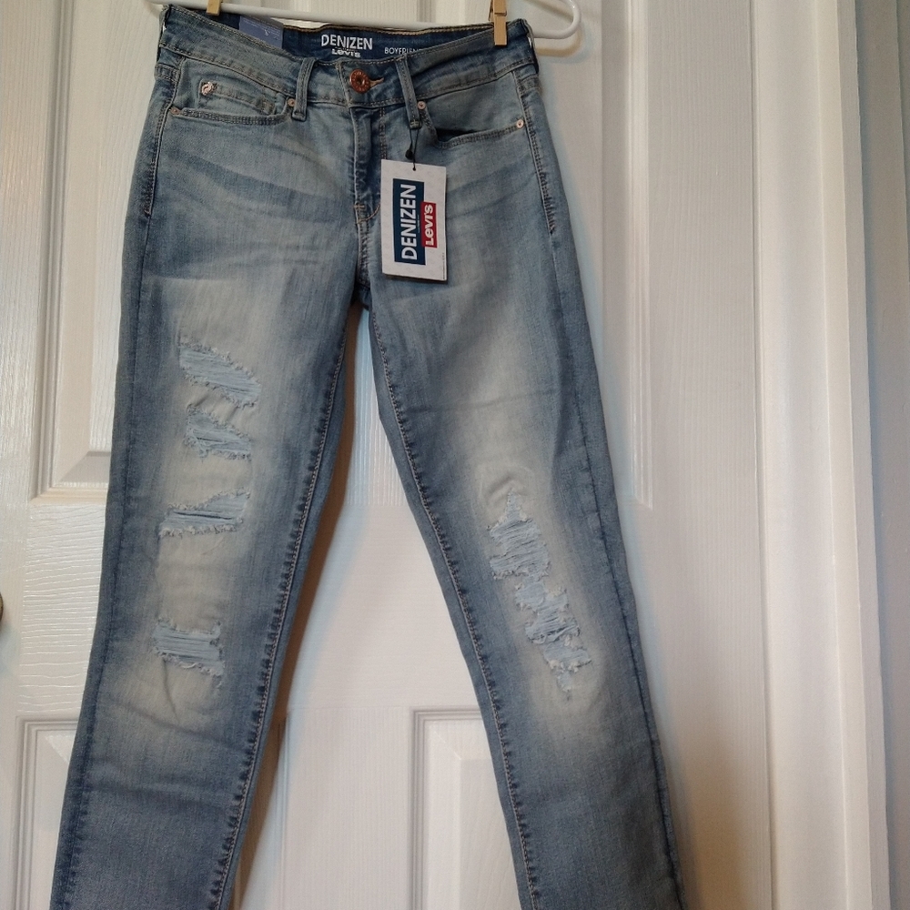 Levi's